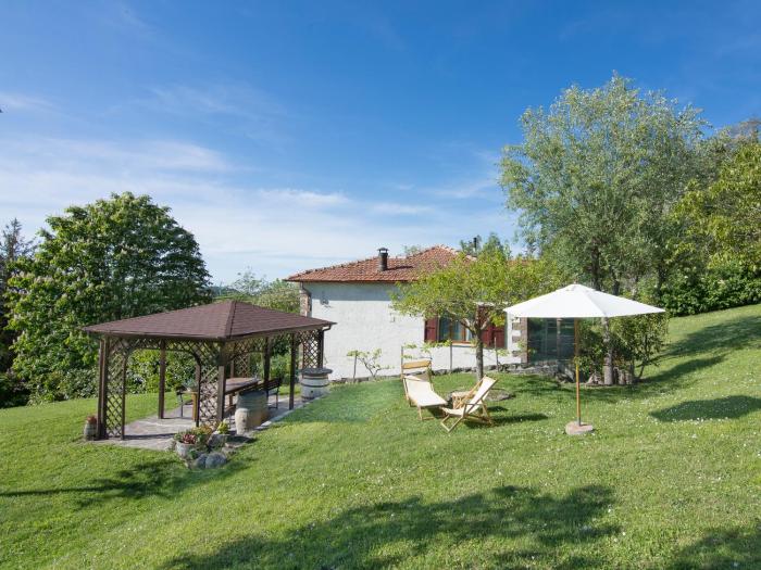 Villa Bruna Montefeltro, villetta indipendente circondata da un grande giardino