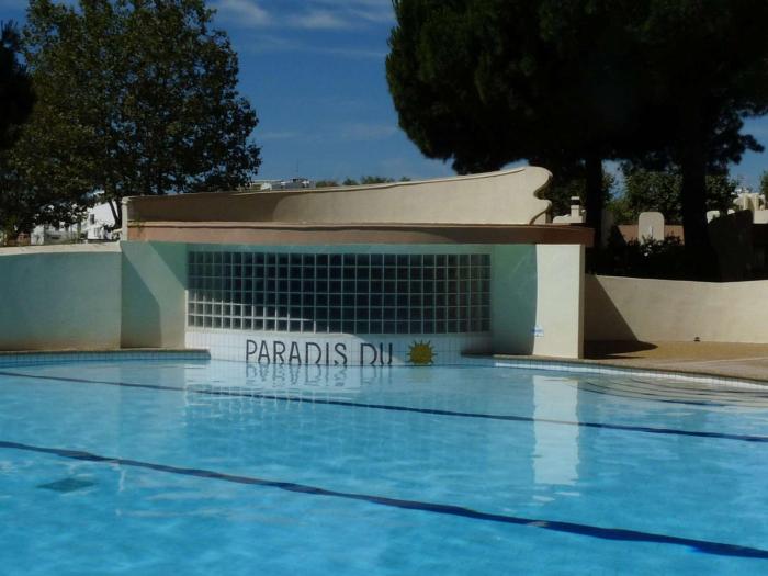 Appartement près de la plage avec piscine et parking - FR-1-328-249