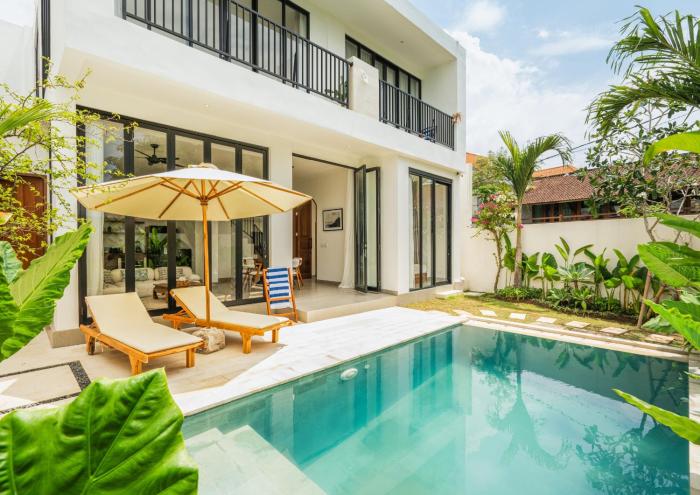Modern 3 BR villa in the heart of Canggu