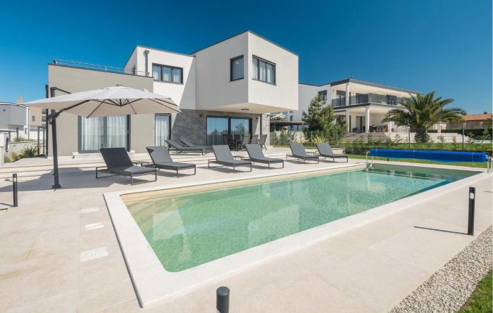 Beautiful Home In Tar