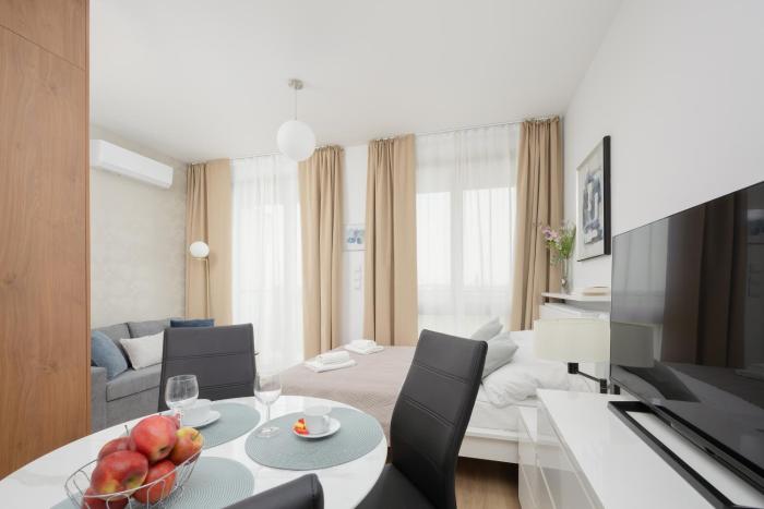 Sarmacka 27 studio 3-close to Medicover and Paley