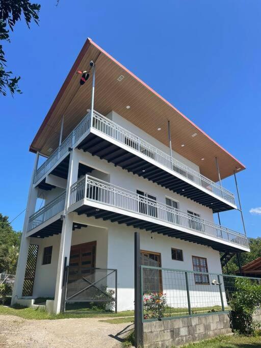 Casa Bella Vista Hermosa casa entre las Montanas piso 2