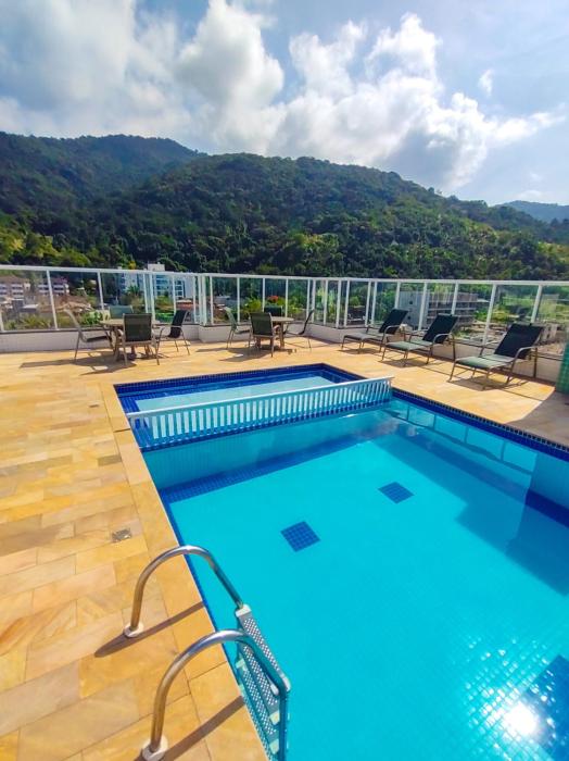 Apartamentos a 200m praia das Toninhas - Condomínio Vista Verde | Piscina na Cobertura com vista Espetacular