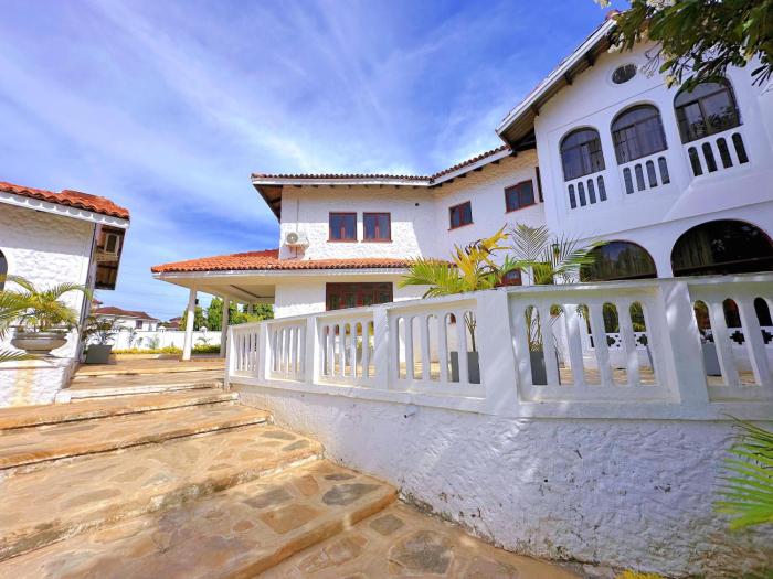 Villa Ella