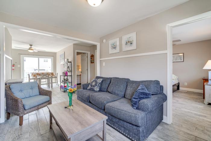 Walkable Brigantine Condo, 4 Mi to Atlantic City!