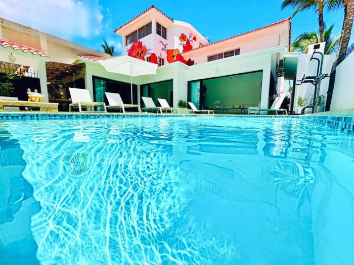 Punta Cana Villa-Pool-Bavaro Beach- Maid