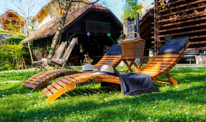 Resort pod orehi - Bled - Apartma & Glamping & Savna