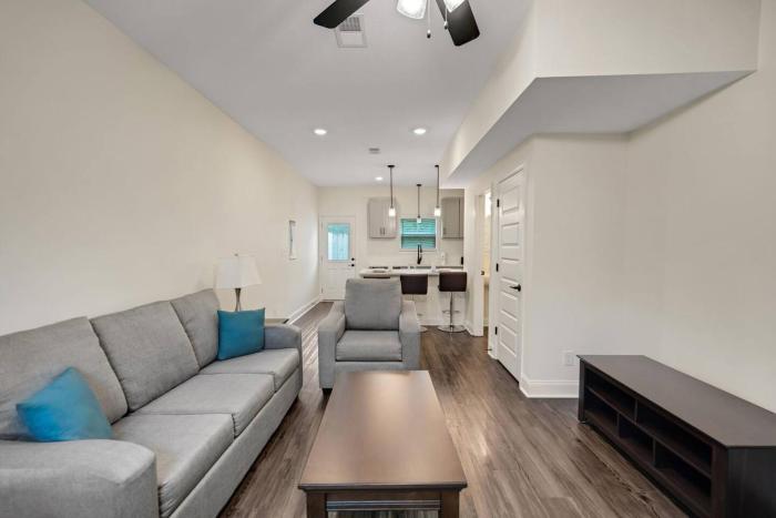 Alto M5 Marvelous 2bd,25bth wpool acc