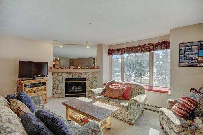 Tyra Stream 235 by Great Western Lodging