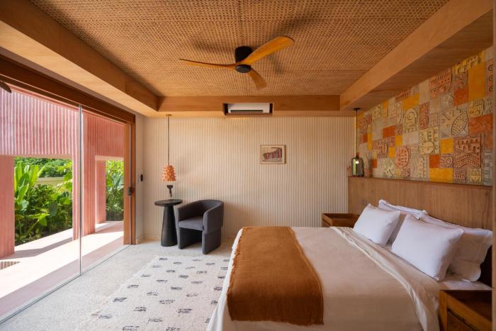 Kado Kubu Modern Tropical 2BR Pink Villa with Sky Pool with Ocean Views in Uluwatu