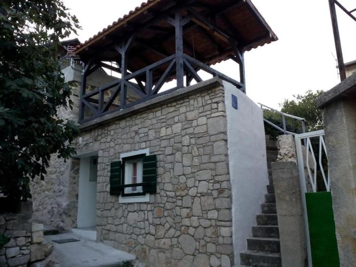 Šparoga - Dalmatian stone house for holiday