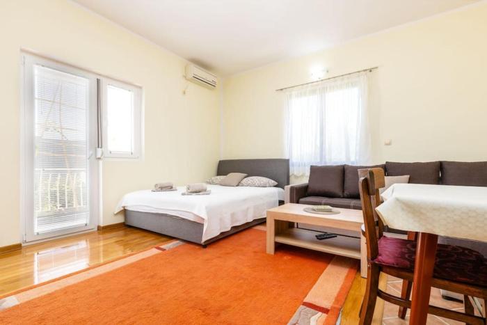 Rural apartment Radman