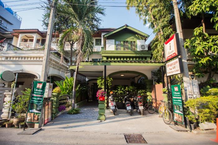 Iroom Boutique House