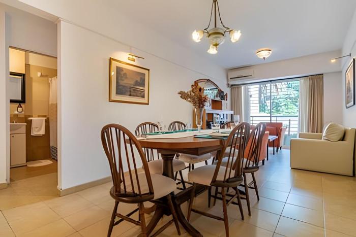 Amplio y clásico 3 amb. con cochera | Recoleta