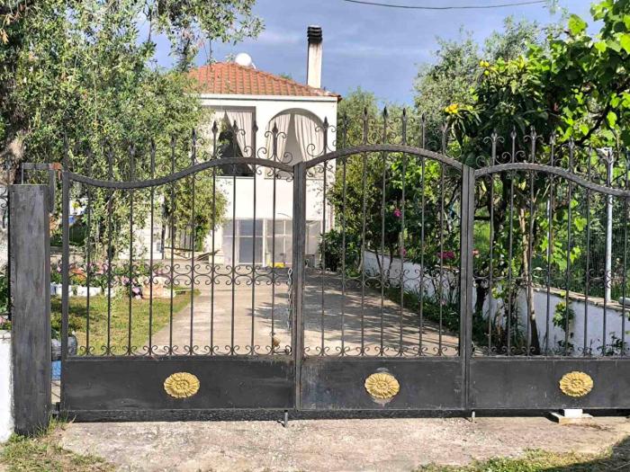 Annas Garden House