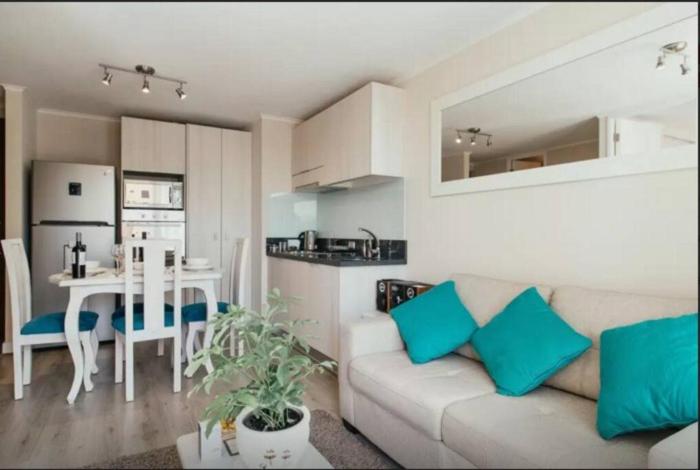 Vista a Cerro Santa Lucía con Aire Acondicionado