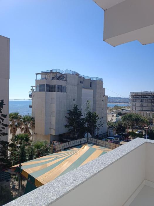 Evis Apartament Ne Plazh Buze Detit