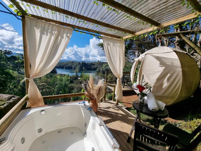 Levit Glamping - Hotel Guatapé Peñol