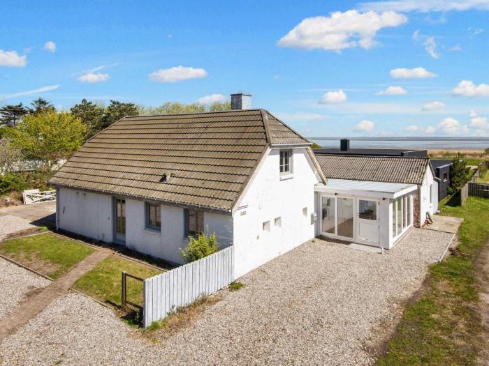 8 person holiday home in Rømø-By Traum