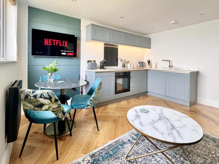 The Seaview Lookout - with free parking