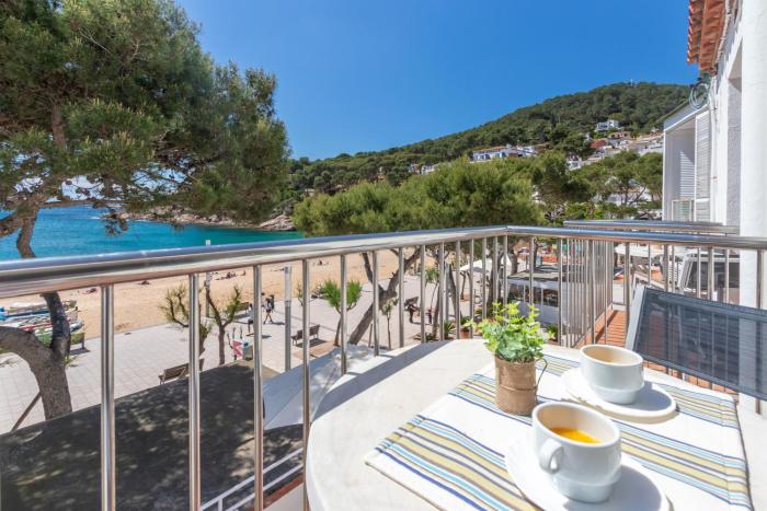 II Apartamento frente al mar en Tamariu