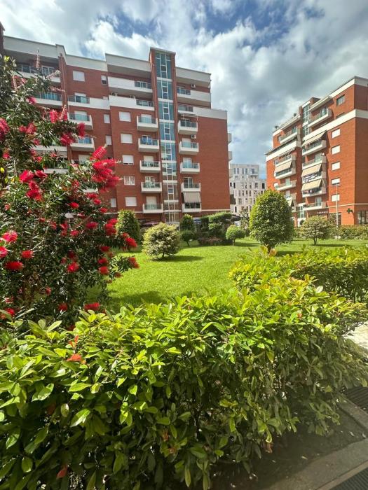 Tirana Apartament,Levis