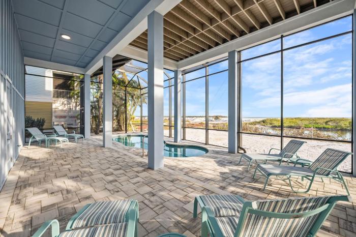 Papas Boat House - 8214 Estero Blvd home