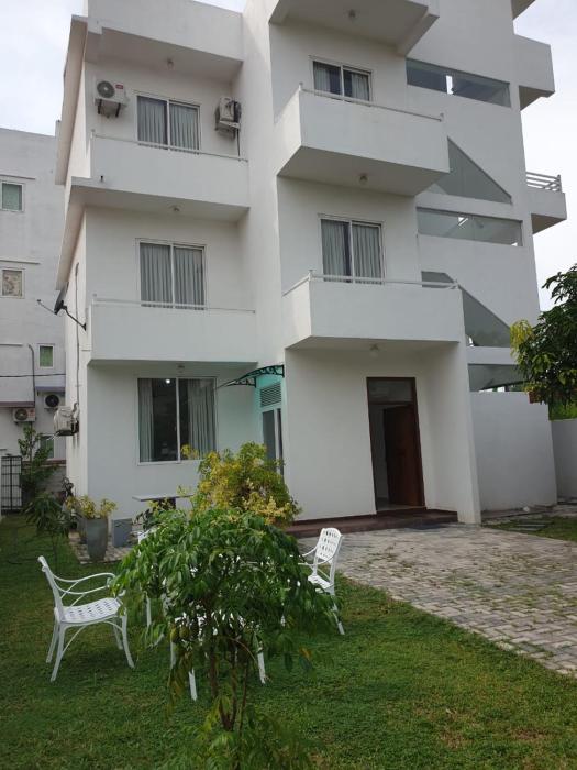 Annes Airport Transit Villa & Hotel