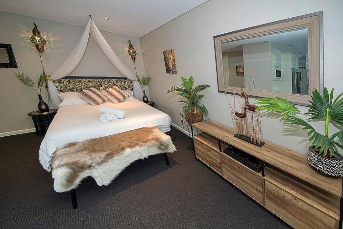 Brighton Shores 1 bedroom apartment