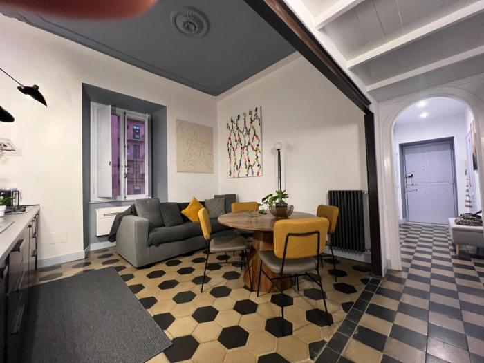 Lovely art&design 2 bdrms flat