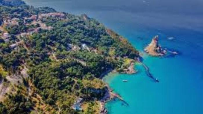 Fotinis House Sweet Dreams