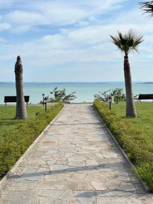 Pool apartment on the beach