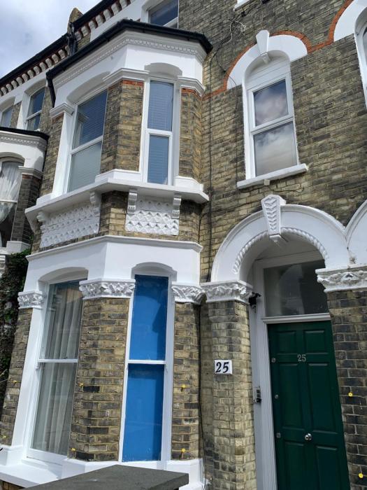 Garden flat-nice natural light