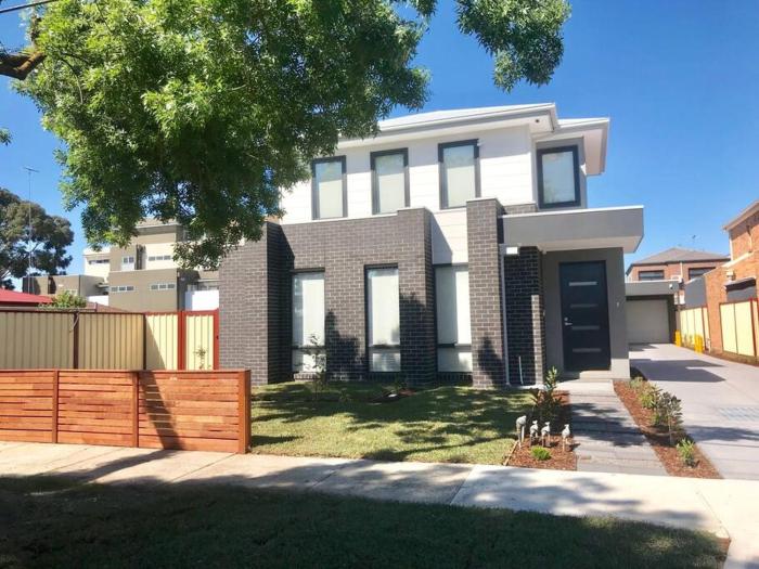 D110 Sweet Melon super stay-fantastic