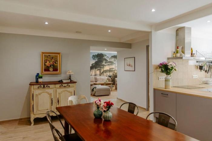 Maison Gilberte - Avec terrasse au coeur du village