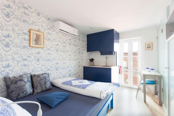 Sao Vicente IV - Eco-flat with French Balcony & View