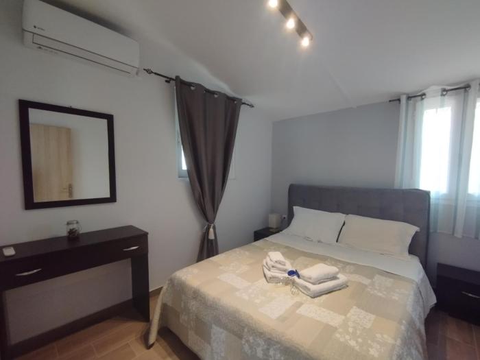 ΚΤΗΜΑ ΠΑΥΛΟΜΠΕΗ OLIVE & SEA