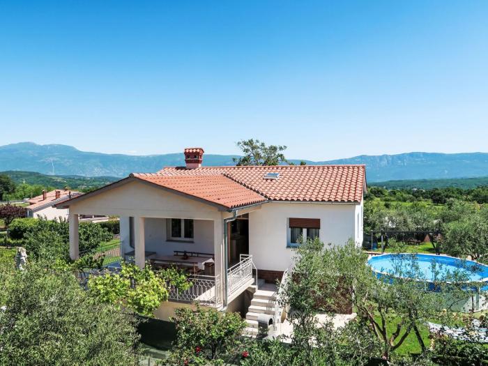 Holiday Home Laura by Interhome