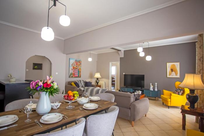 Socrates by Heloni Apartments