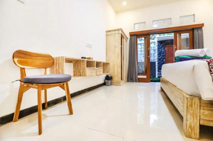 Riverside Villa 1 - 1BDR & Shared Pool on Riverbank