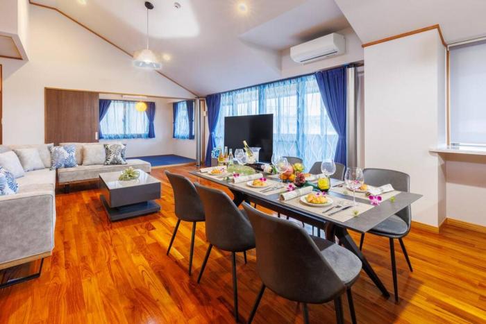 恩納村飲食店の中心地ビーチまで徒歩3分最大12名貸切コーディアルステイ