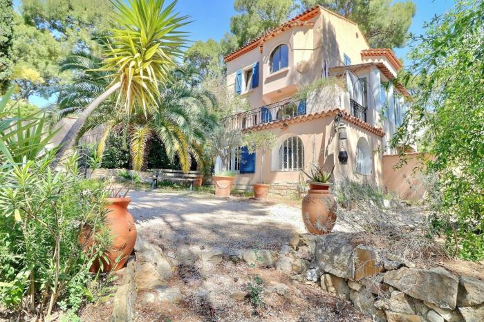 Domaine du Peymian-Villa Art Deco