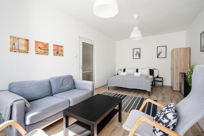 Lunar Love Apartment