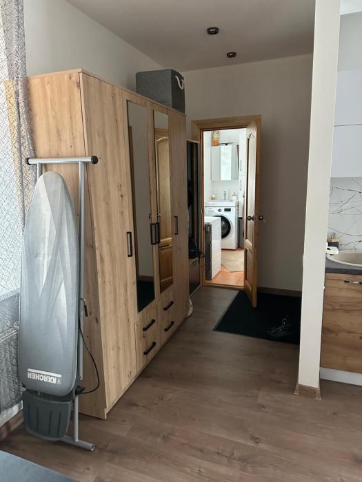 Studija tipa dzīvoklis blakus jūrai