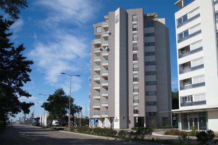 Bar Luxury Apartment