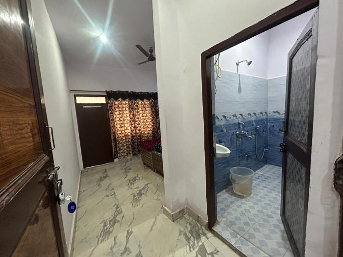 hotel holy spirit, sitapur