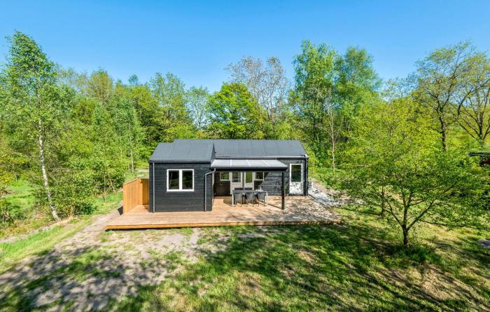 Awesome Home In Give With Wifi