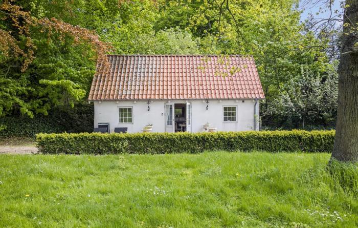 1 Bedroom Nice Home In Faaborg