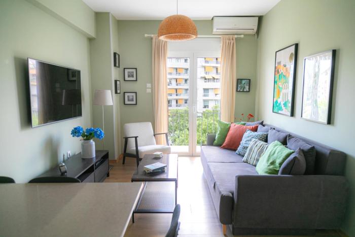 Near Acropolis Super Renovated Classic with Balcony View