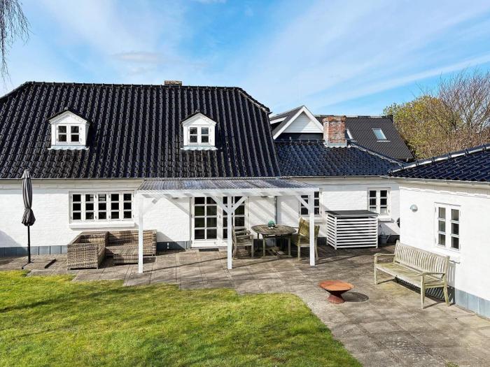 5 person holiday home in Øster Assels-By Traum